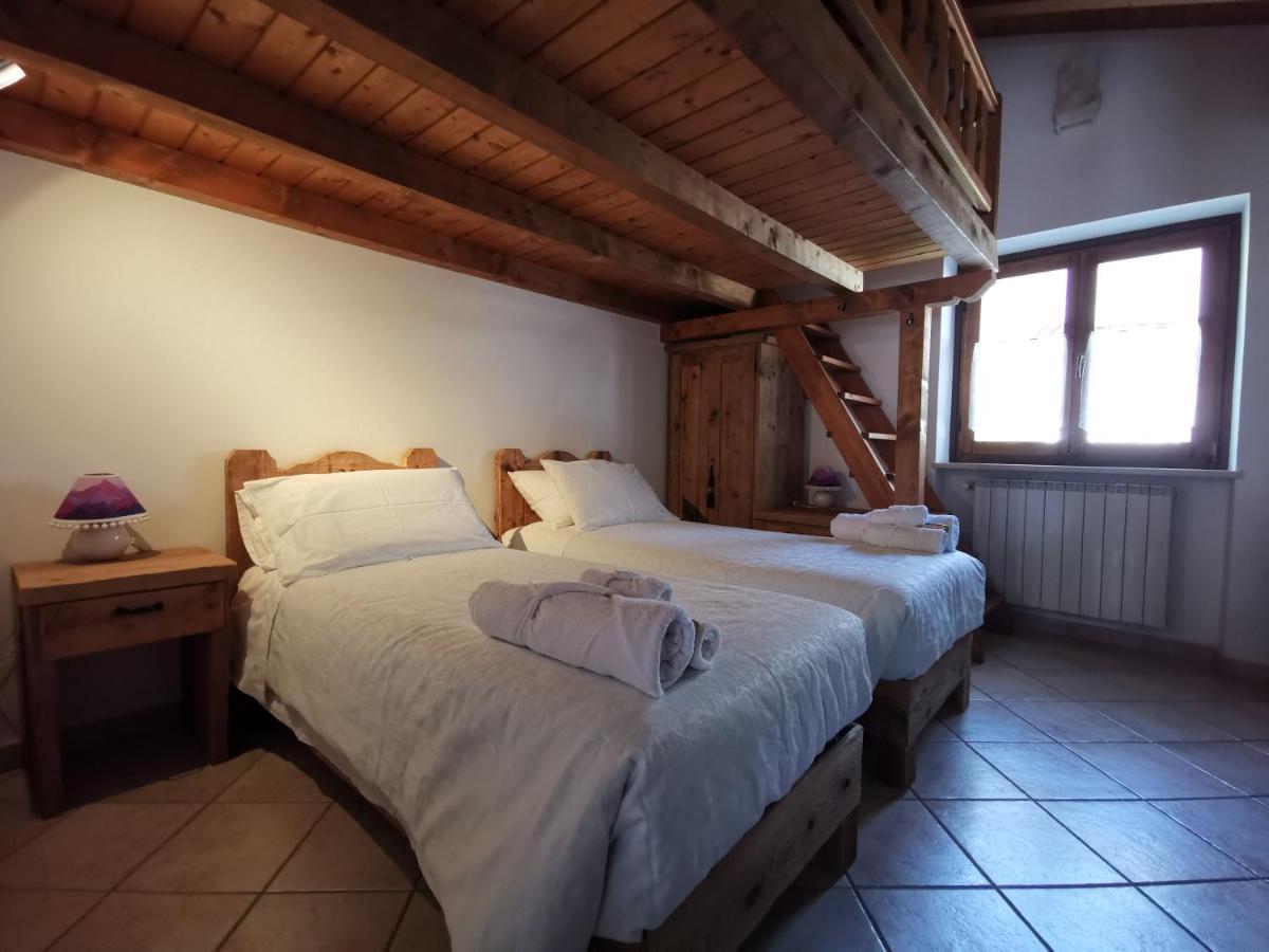 Chalet Lullaby Fiumenero Bagian luar foto