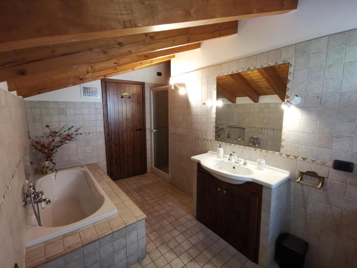 Chalet Lullaby Fiumenero Bagian luar foto